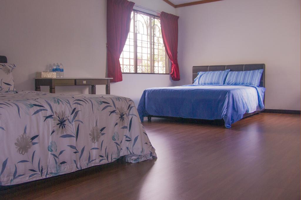 Bike And Tours Bed And Breakfast Lahad Datu Pokój zdjęcie