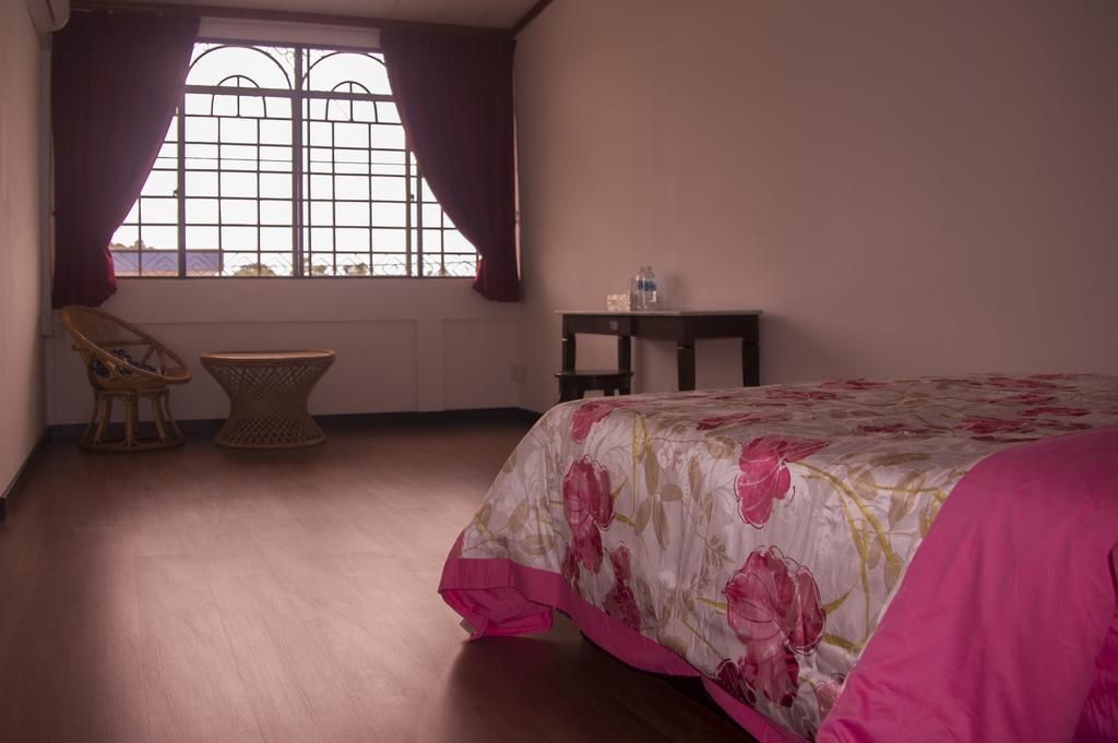 Bike And Tours Bed And Breakfast Lahad Datu Pokój zdjęcie