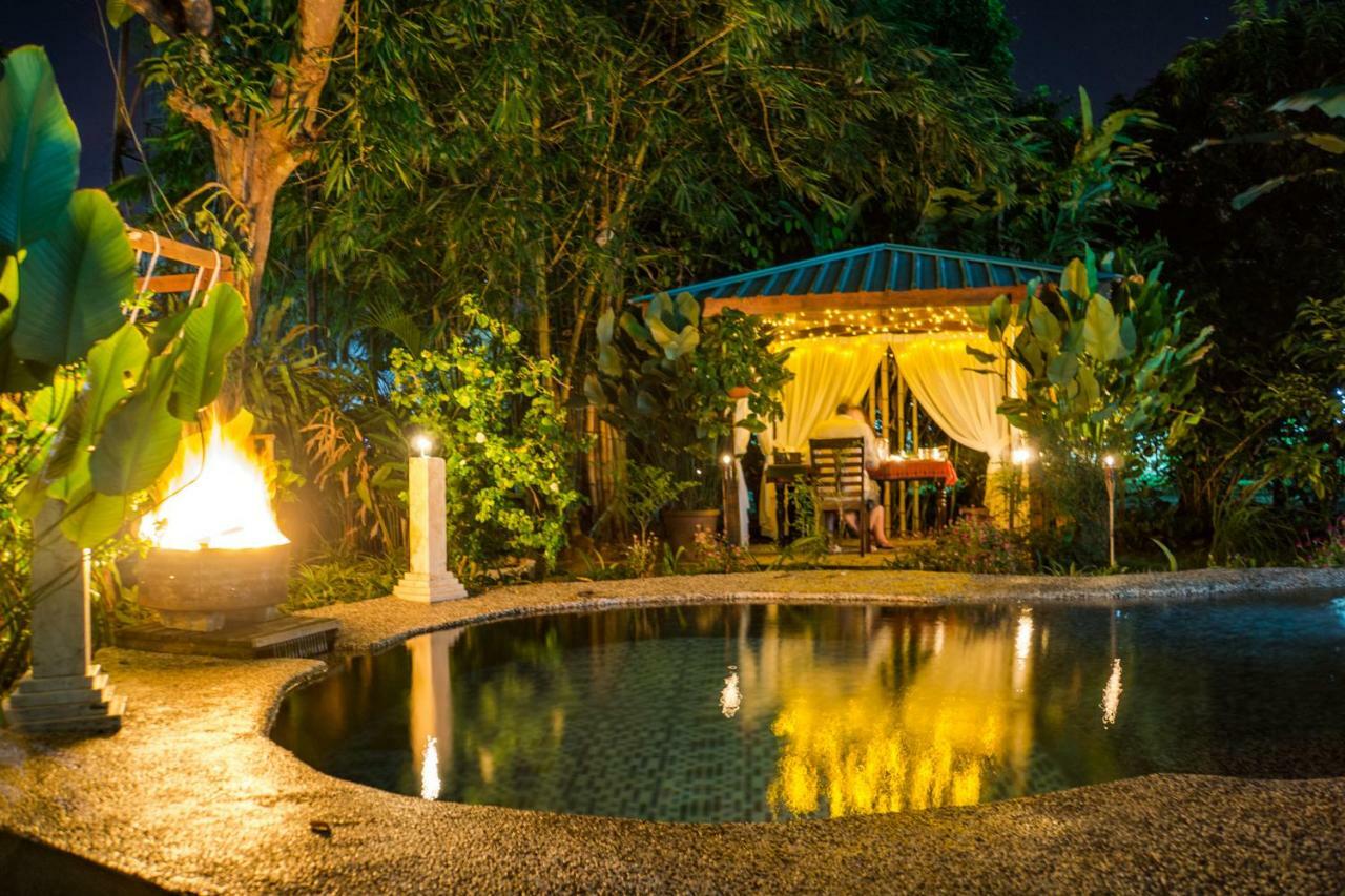 Bike And Tours Bed And Breakfast Lahad Datu Zewnętrze zdjęcie